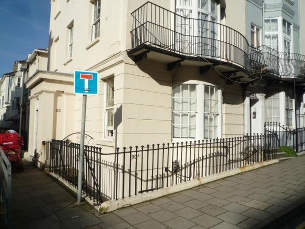 Two Top Central Beach Studios - Also Separate Spa Cabin And Watersports Brighton Ruang foto