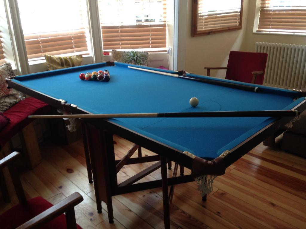 Two Top Central Beach Studios - Also Separate Spa Cabin And Watersports Brighton Ruang foto